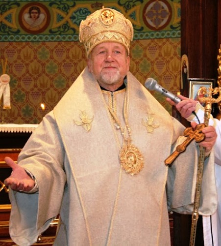 Різдвяне богослужіння архиєрей звершив у солом’яних ризах Різдвяне богослужіння архиєрей звершив у солом’яних ризах